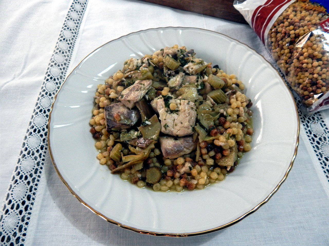 fregola con carciofi e muggine di Cabras