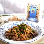 Malloreddus integrali con funghi cardoncelli e salsiccia