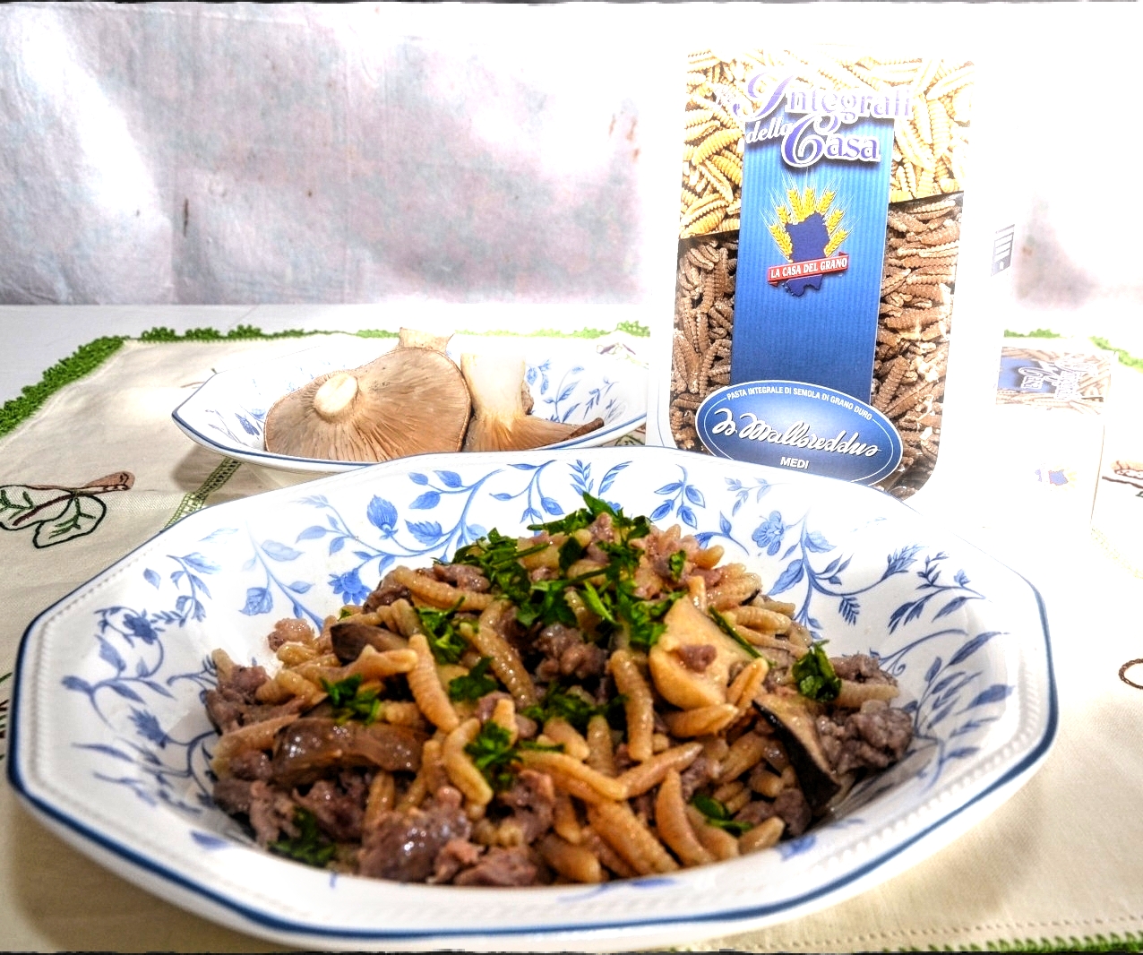 Malloreddus Integrali Con Funghi Cardoncelli E Salsiccia Le Ricette Della Casa