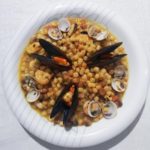 Fregula in brodetto con cozze arselle e fasolari